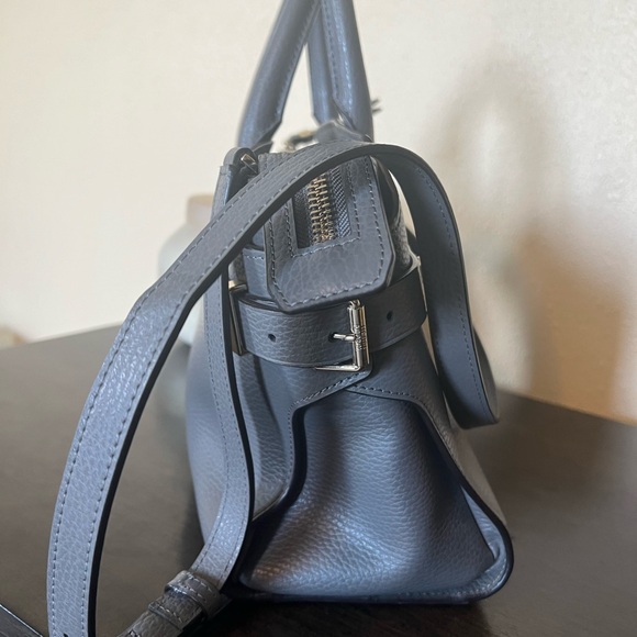 Henri Bendel Gray Tote - Picture 4 of 6